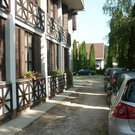 Siofoki Kristaly Szallas *